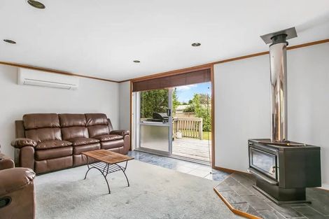 Photo of property in 2/435 Great South Road, Opaheke, Papakura, 2113