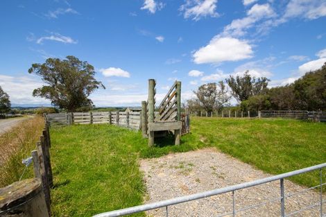 Photo of property in 137 Knorp Street, Halcombe, Feilding, 4779