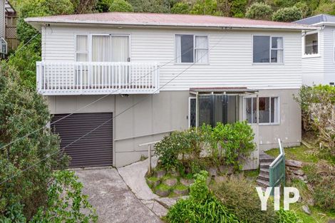 Photo of property in 93 Black Rock Road, Newlands, Wellington, 6037