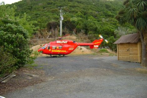 Photo of property in 43 Marina Drive, Waikawa, Picton, 7220