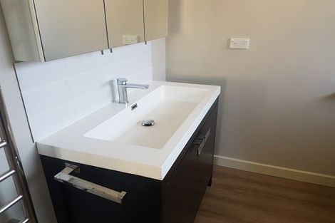 Photo of property in 712b Pioneer Highway, Takaro, Palmerston North, 4412