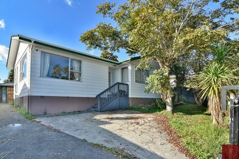 Photo of property in 7 Kelman Road, Kelston, Auckland, 0602