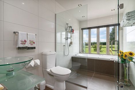 Photo of property in 18 Campbell Drive, Martinborough, 5711