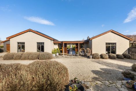 Photo of property in 57 Hall Road, Bannockburn, Cromwell, 9384
