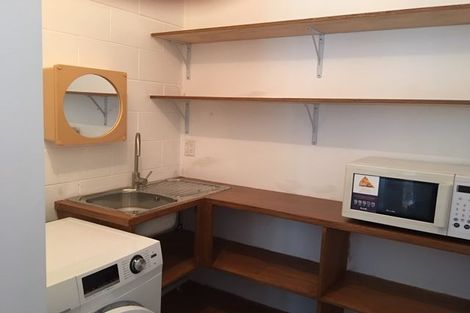 Photo of property in 1/29 Oaktree Avenue, Browns Bay, Auckland, 0630