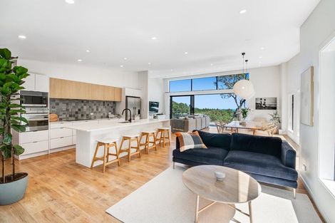 Photo of property in 167 Motutara Road, Muriwai, Waimauku, 0881