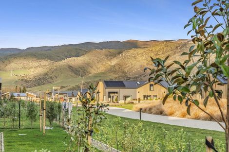 Photo of property in 38 Bragato Way, Cromwell, 9310