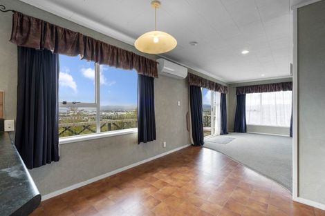 Photo of property in 31 Russell Crescent, Western Heights, Rotorua, 3015