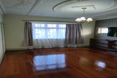 Photo of property in 21 Cudby Street, Woburn, Lower Hutt, 5011