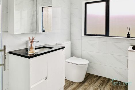 Photo of property in 35a Scotts Road, Manurewa East, Auckland, 2102