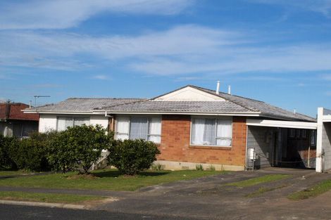 Photo of property in 12 Cottingham Crescent, Mangere East, Auckland, 2024