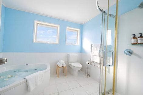 Photo of property in 32 Terra Nova Street, Glen Eden, Auckland, 0602