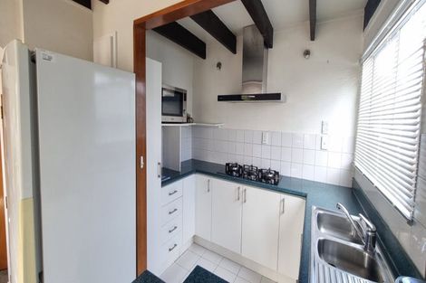 Photo of property in 85 Birkdale Road, Birkdale, Auckland, 0626