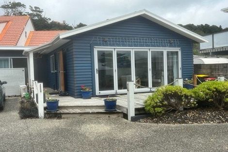 Photo of property in 48 The Esplanade, Eastern Beach, Auckland, 2012
