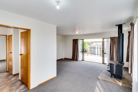 Photo of property in 64 Columbus Crescent, Flaxmere, Hastings, 4120