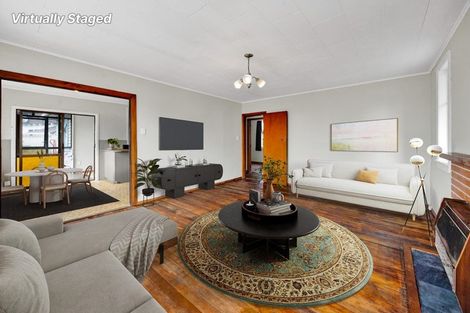 Photo of property in 85 Collins Street, Hawera, 4610