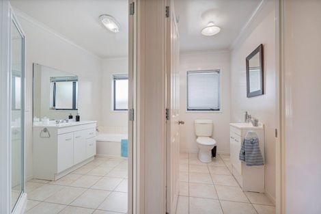 Photo of property in 136 Waimaire Avenue, Matarangi, Whitianga, 3592