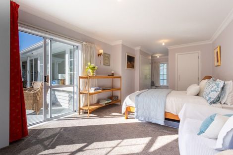 Photo of property in 28 Karu Crescent, Waikanae, 5036