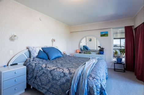 Photo of property in 29 Scott Street, Moturoa, New Plymouth, 4310