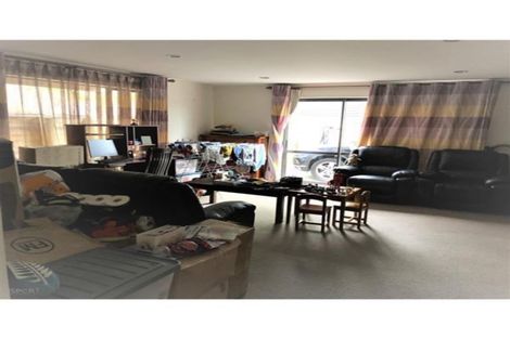 Photo of property in 79 Hugh Green Drive, Pinehill, Auckland, 0632