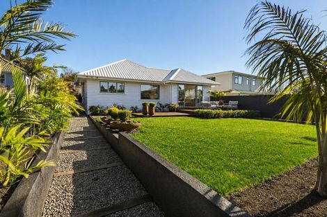 Photo of property in 29 Plympton Street, Brooklands, New Plymouth, 4310