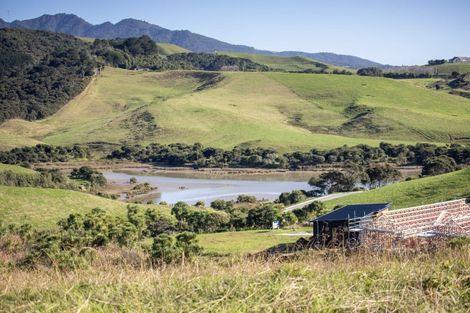 Photo of property in 9 Waipatukahu Lane, Raglan, 3225