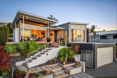 Photo of property in 16 North West Anchorage, Omaha, 0986