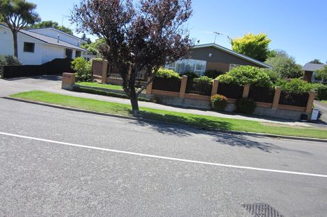 Photo of property in 1/68 Nortons Road, Avonhead, Christchurch, 8042