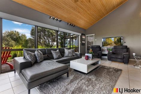 Photo of property in 180 Carnoustie Drive, Wattle Downs, Auckland, 2103
