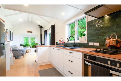 Photo of property in 361c Muriwai Valley Road, Muriwai, 0881