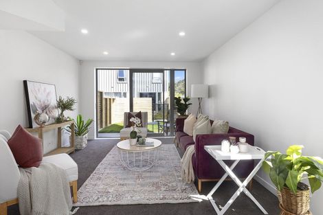 Photo of property in 32 John Street, Stokes Valley, Lower Hutt, 5019