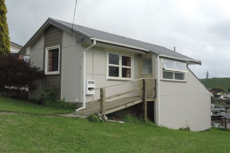Photo of property in 9 Rose Street, Tirau, 3410