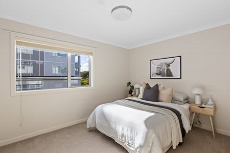 Photo of property in 60 Eaves Bush Parade, Orewa, 0931