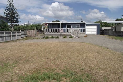 Photo of property in 26 Bway Road, Waihi Beach, 3611