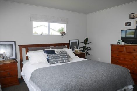 Photo of property in 69 Langdale Avenue, Paraparaumu, 5032