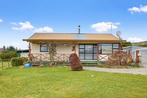 Photo of property in 18 Blaydon Street, Waikaia, 9778