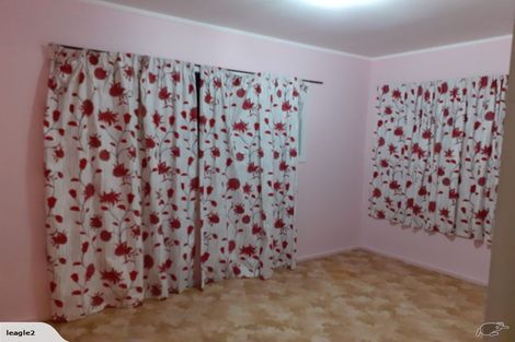 Photo of property in 5 Sylvan Avenue, Northcote, Auckland, 0627