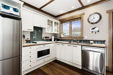 Photo of property in 28 East Street, Claudelands, Hamilton, 3214