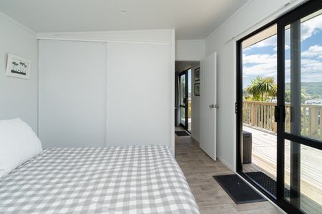 Photo of property in 37 Long Street, Raglan, 3225