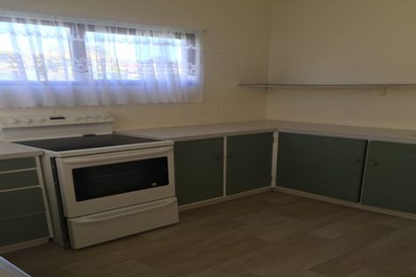 Photo of property in 2/156 Hutchinson Avenue, New Lynn, Auckland, 0600