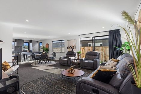 Photo of property in 32 Tamapahore Boulevard, Papamoa Beach, Papamoa, 3118