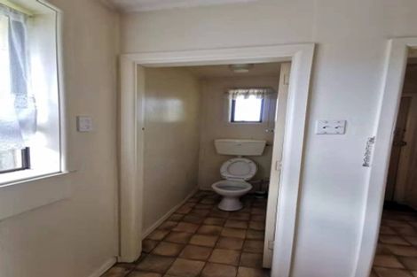 Photo of property in 18 Seymour Street, Hornby, Christchurch, 8042