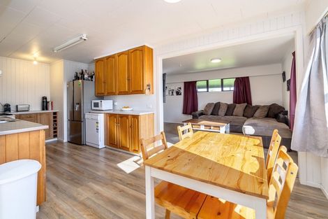 Photo of property in 57 Cologne Street, Martinborough, 5711