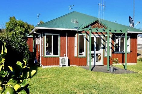 Photo of property in 3 Corns Street, Kensington, Whangarei, 0112