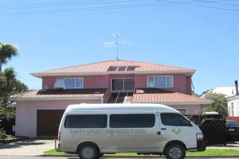 Photo of property in 323 Aberdeen Road, Gisborne, 4010