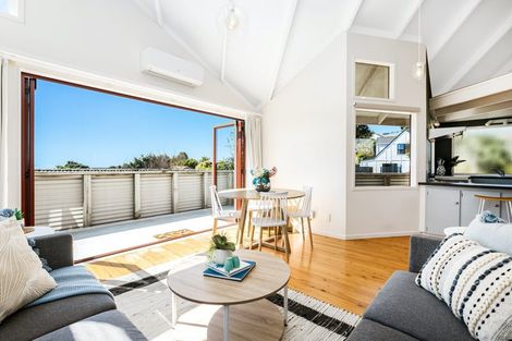 Photo of property in 11 Puketai Place, Pukerua Bay, 5026