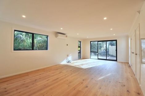 Photo of property in 210b Forrest Hill Road, Forrest Hill, Auckland, 0620