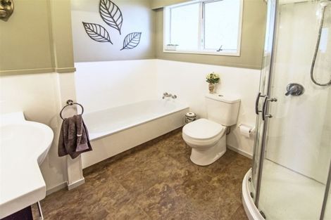 Photo of property in 83 Upper Plain Road, Masterton, 5810