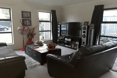 Photo of property in 19 Philippe Avenue, Yaldhurst, Christchurch, 8042