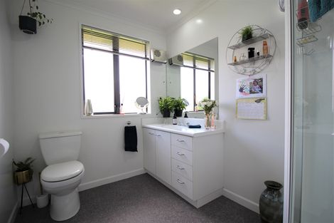 Photo of property in 1 Pines Road, Alexandra, 9320